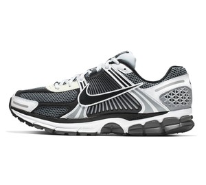 nike zoom vomero 5 white