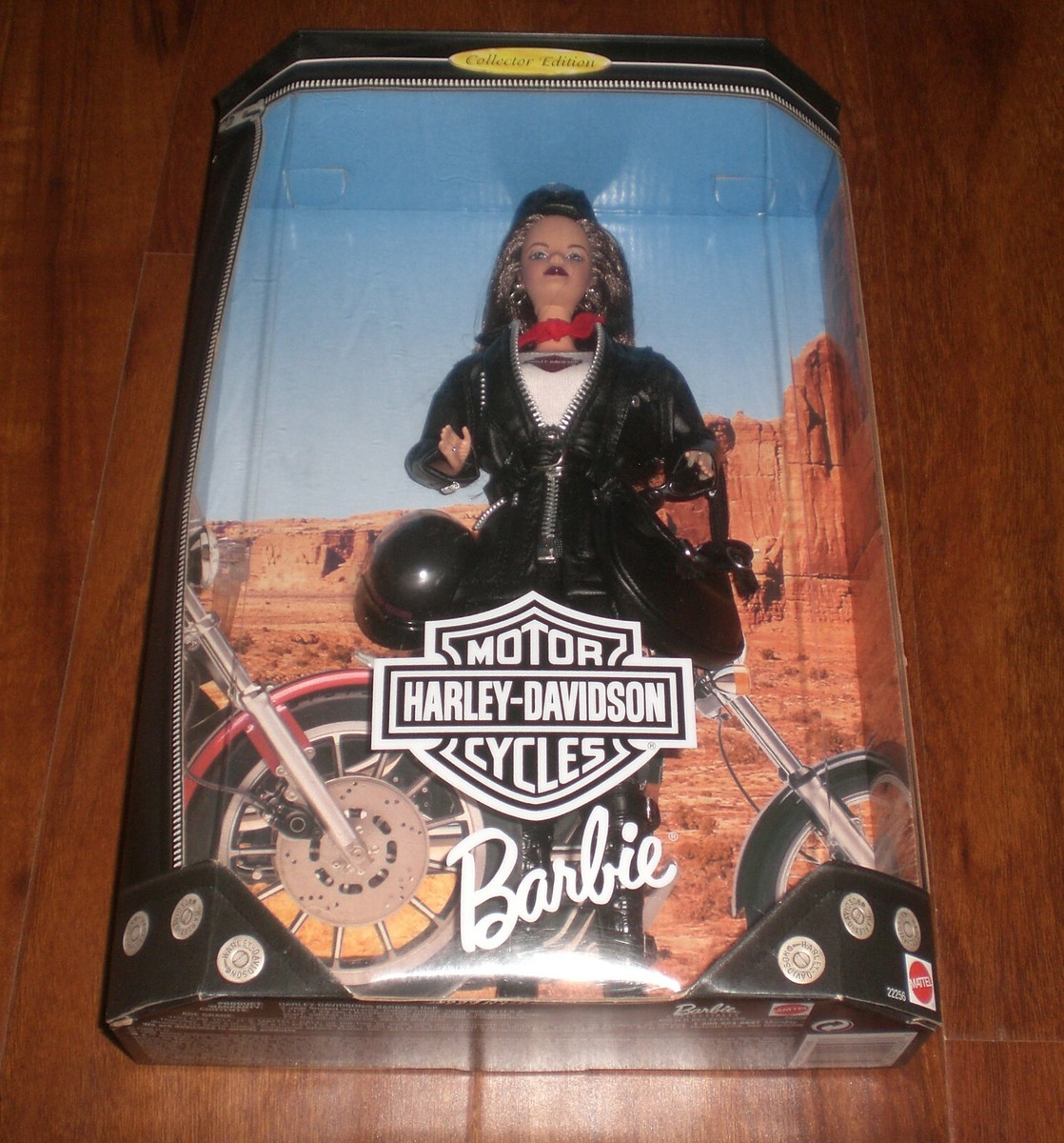 1998 HARLEY DAVIDSON BARBIE DOLL - Main Image