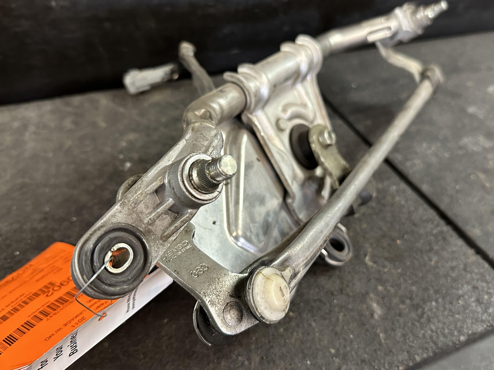08-19 MASERATI GRANTURISMO M145 WIPER TRANS LINKAGE W/ MOTOR