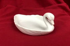 Vtg Ben Rickert Inc. China Elegant White Swan Soap/Trinket Dish