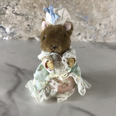VINTAGE EDEN TOYS FREDERICK WARNE BROWN SQUIRREL IN DRESS PLUSH FIGURINE DOLL