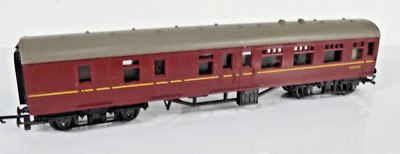 TRI ANG SPUR OO INTER CITY COACH Waggon Zug Hornby R28/220