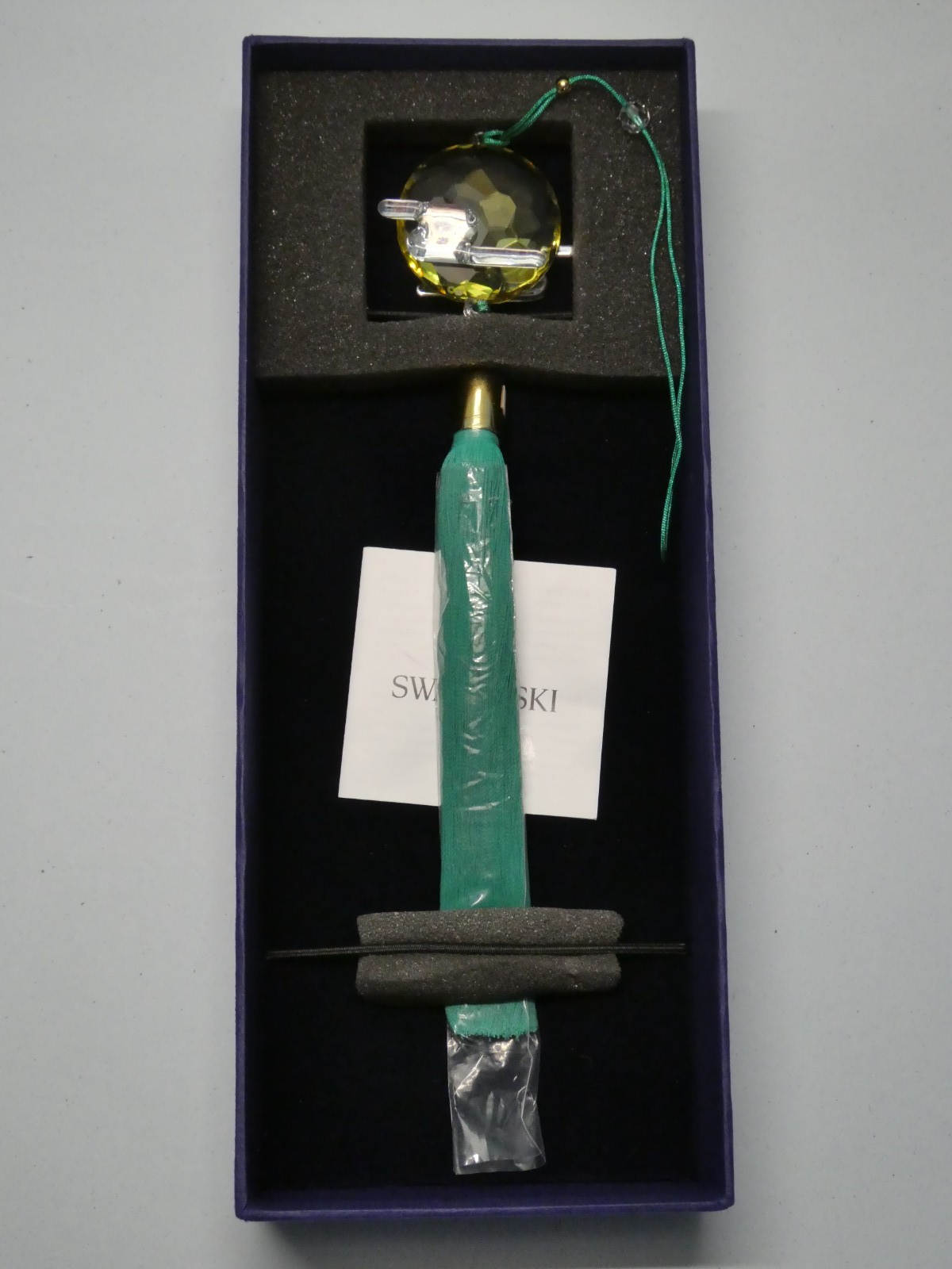 SWAROVSKI  CRYSTAL AMONG BLUE MOUNTAINS ORNAMENT MOON Ref 5557817 BNIB