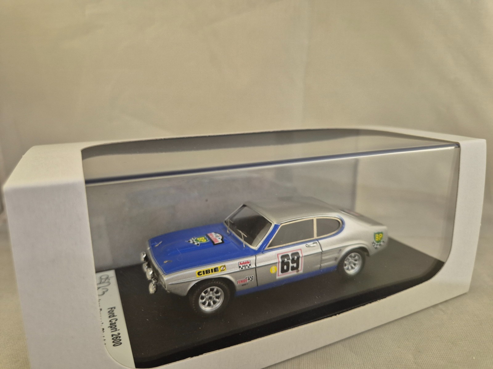 Ford Capri Mk1 Trofeu DSN288 voiture miniature rallye 1969 1/43