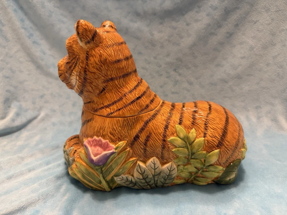 Tarro de galletas de tigre de colección Sakura Stephine Stouffer delicadamente pintado a mano cerámica 10" Foto 4 de 4