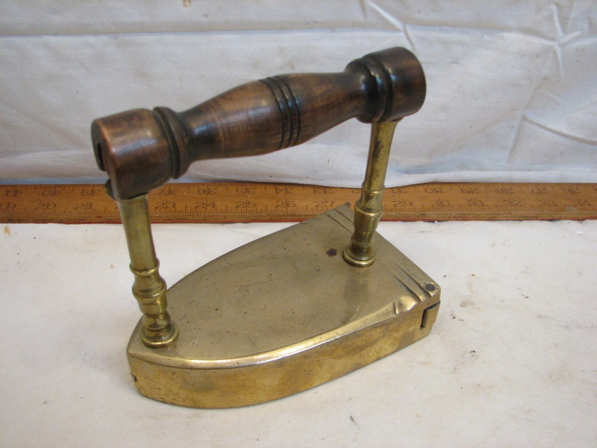 Fine Antique Brass Charcoal Slug Box Sad Flat Iron Tool Pod 