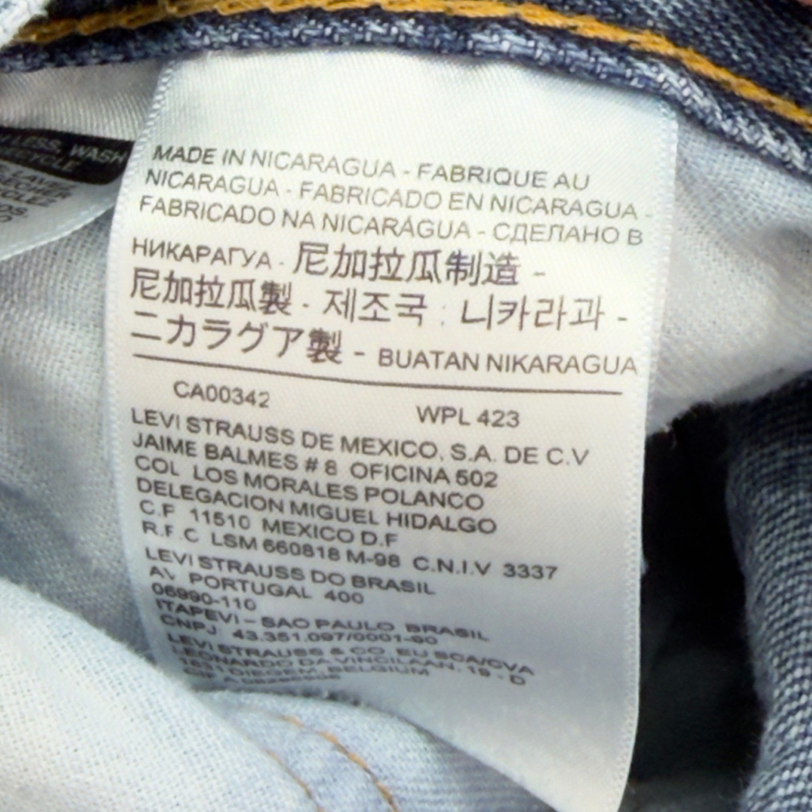 Levis 550 Relaxed Fit Mens Jeans 48x29 Medium Wash Blue Denim Big and Tall thumbnail 2