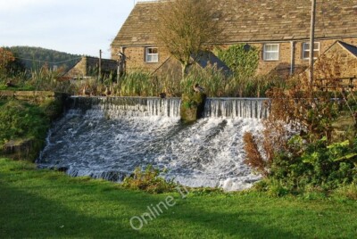 Foto 6x4 Überlaufwehr Pilhough Das Wehr lässt überschüssiges Wasser abfließen c2009