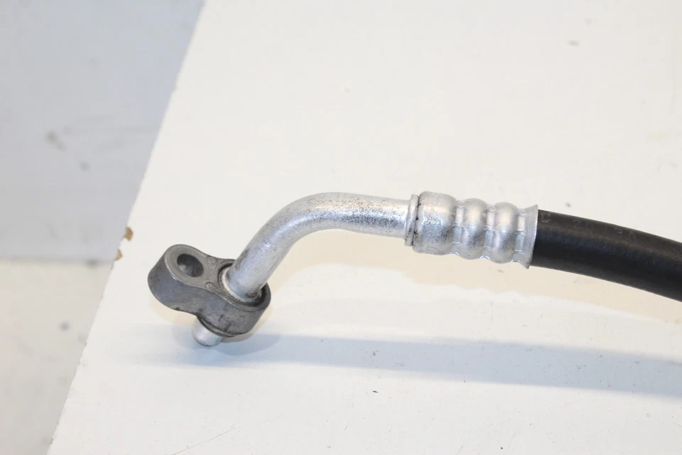 HUMMER H2 2003-2007 TUBO DE MANGUERA DE AIRE ACONDICIONADO OEM Foto 3 de 4