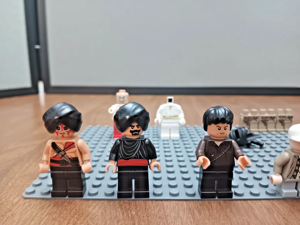 Lego Indiana Jones Set Minifigure Lot Of 6 + Parts, Temple of Doom 7199 RARE! - Image 3 of 4