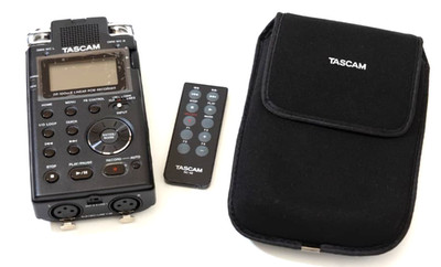 TASCAM DR-100MKII 2-Channel Linear PCM Portable Digital Recorder Tested Working