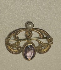Gold Tone Antique 1900s Victorian Pearl Amethyst Faceted C-Clasp Bar Pin Loop