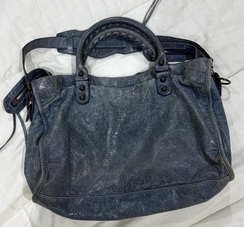 Authentic Balenciaga Classic City Bag - Picture 7 of 8