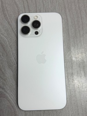 Apple iPhone 16 Pro Max - 256 GB - White Titanium (Unlocked)