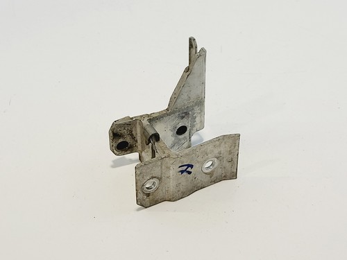 BMW F30 330E IPERFORMANCE, Aufnahme Vorderachsträger rechts, 51647245796