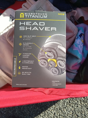 Headshaver By Microtouch Titainium - Black - 5 Heads/80min Runtime