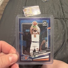 Jalen Brunson 2023-24 Donruss Optic #158 Blue Prizm