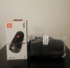 JBL Flip 5 Portable Bluetooth Speaker with Divvi Protective Hardshell Case.