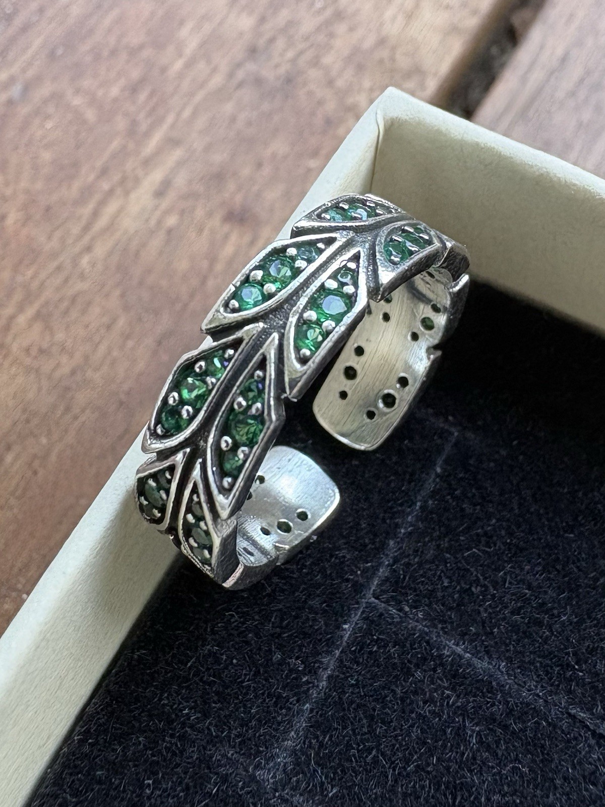 Bague obsidiennes vertes chevalière réglable pour le bien être quotidien