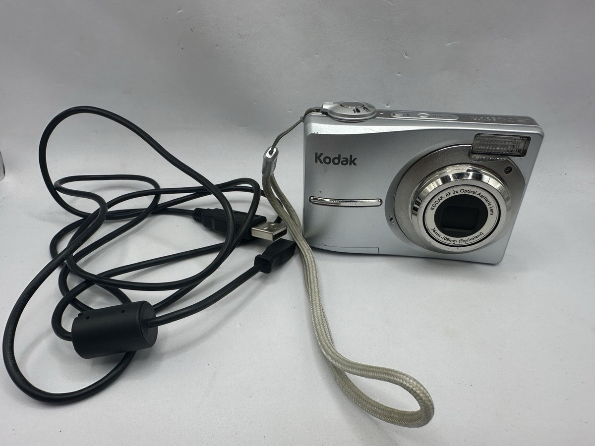 Kodak AF 3x Optical Aspheric Lens EasyShare C913 9.2MP Digital