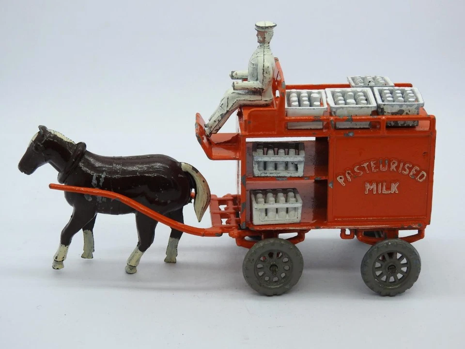 LESNEY PRE MOKO VINTAGE 1948 GRAN ESCALA FUNDIDO A PRESIÓN TIRADO POR CABALLOS LECHE FLOTADOR CONJUNTO RARO Foto 4 de 4