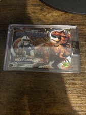 2025 wild card pro look dino might Riley Leonard 25/25