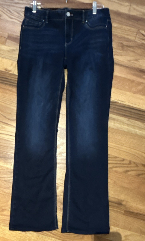 White House Black Market Women’s Bootleg Dark Wash Stretch Jeans Pockets Size 6