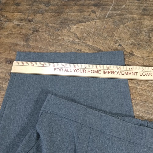 Dressbarn Womens Sz 24 Pants Tummy Control Trouser Leg Short Slacks Gray NWT - Picture 8 of 14