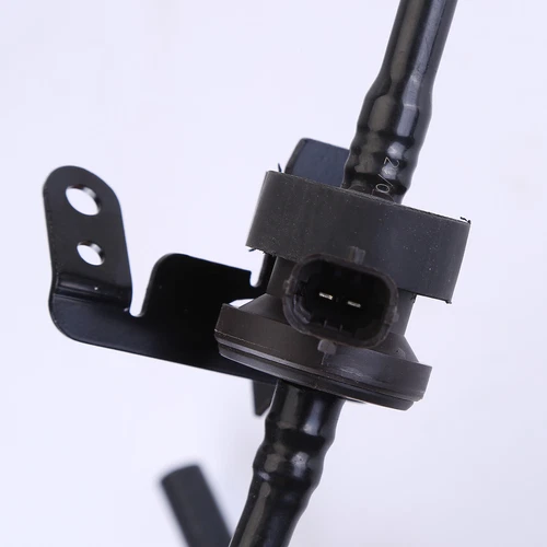 For Ford Fiesta 1.6L Vent Tube D2BZ-9C047-F Fuel Evaporative Emissions Line Hose - Foto 6 di 18