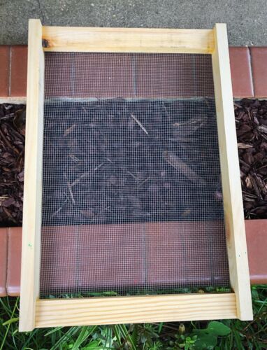 PINE 8 Frame Screened Inner Cover - Picture 2 of 5