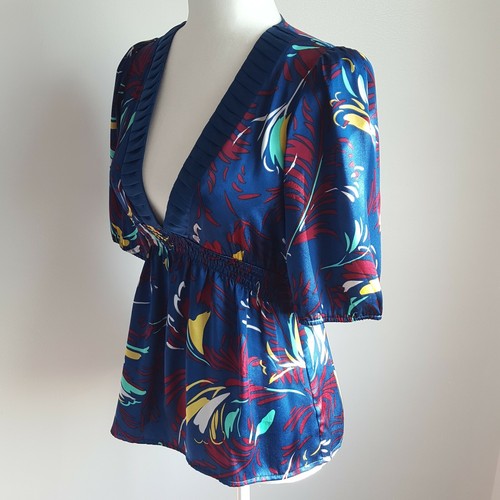 Yumi Kim kleiner Kimono Style Seide blau bunt tiefer V-Ausschnitt Gummibund - Bild 5 von 11
