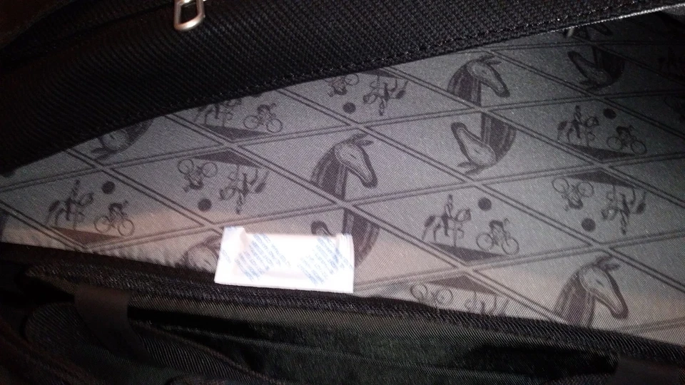 Brooks Strand Bolso Mensajero con Compartimento para Portátil Negro Nuevo Foto 4 de 4