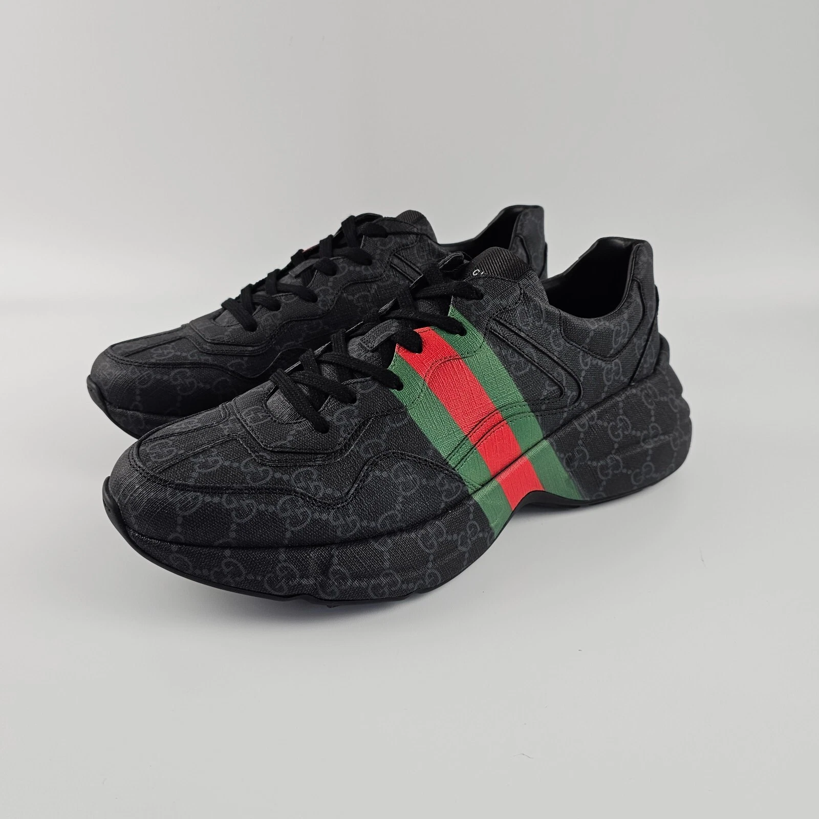 Baskets homme GUCCI Rython en toile noire GG neuves et authentiques