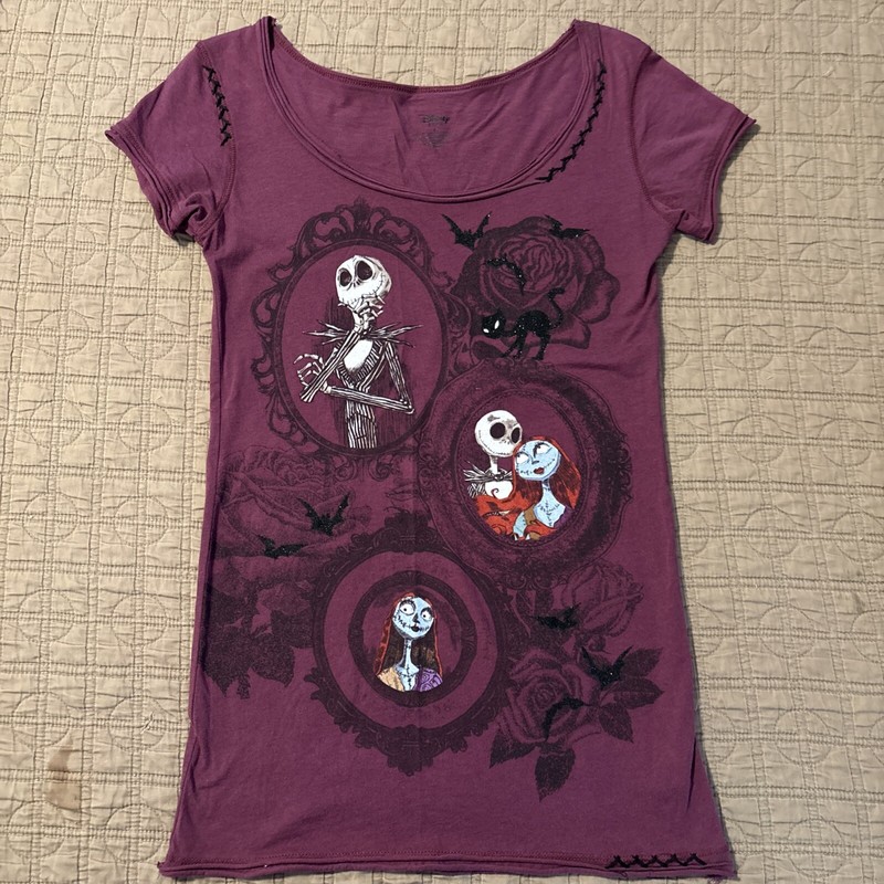 Disney Nightmare Before Christmas Jr Tshirt Size S