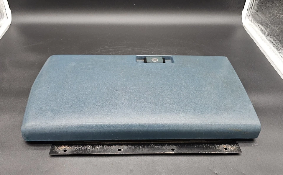 Chevy Silverado Tahoe Suburban GMC Sierra 1988-1994 tapa de consola central OEM azul Foto 3 de 4