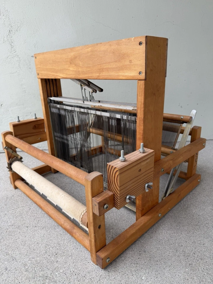 15" Dorothy Nilus LeClerc Wooden Tabletop 4 Harness Weaving Loom - Image 3 of 4