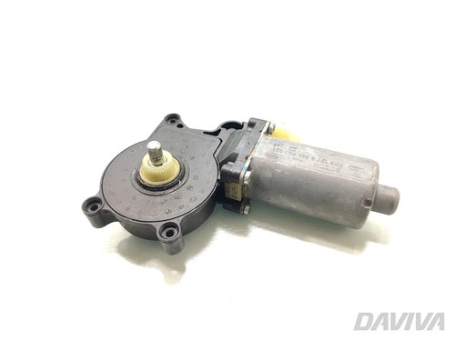 BMW X5 Fensterhebermotor der Hintertür 2005 SUV 4/5dr 8381022 103697-101 Grau