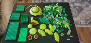 Lego Pieces Green Parts All Types (2) quart bags Clean Pieces 