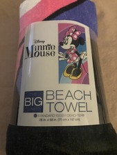 MINNIE MOUSE KIDS BEACH / BATH TOWEL 28 X 58 COLORFUL PERFECT FOR MINNIE FAN