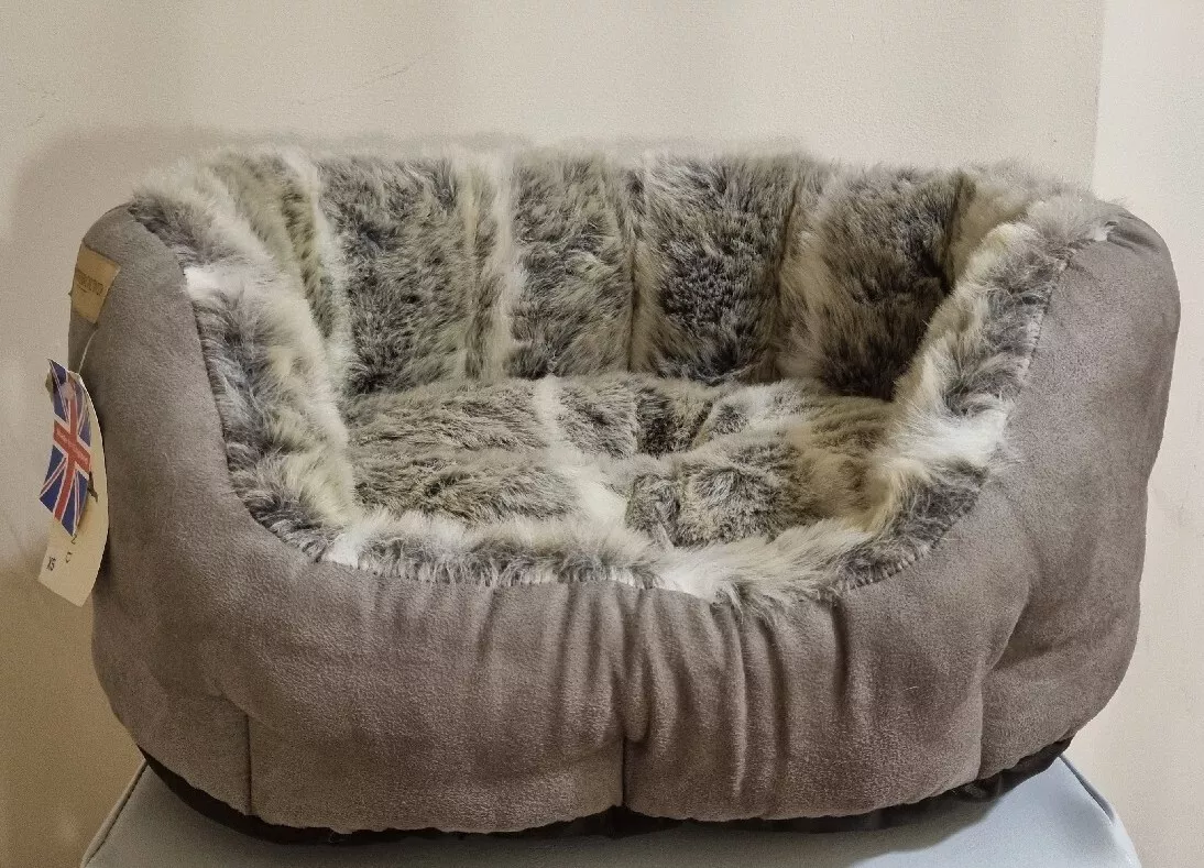 Earthbound top dog cushion