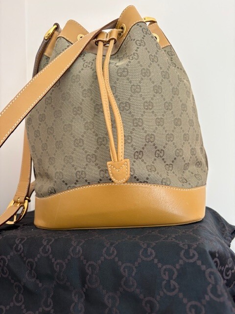 Vintage Authentic GUCCI GG Canvas Leather Logo Ta… - image 1