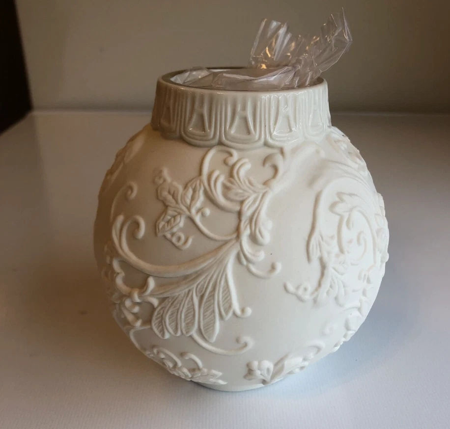 Lenox Ornamental Glow Snowflake Votive Candle Holder Brand New In Box - Image 4 of 4