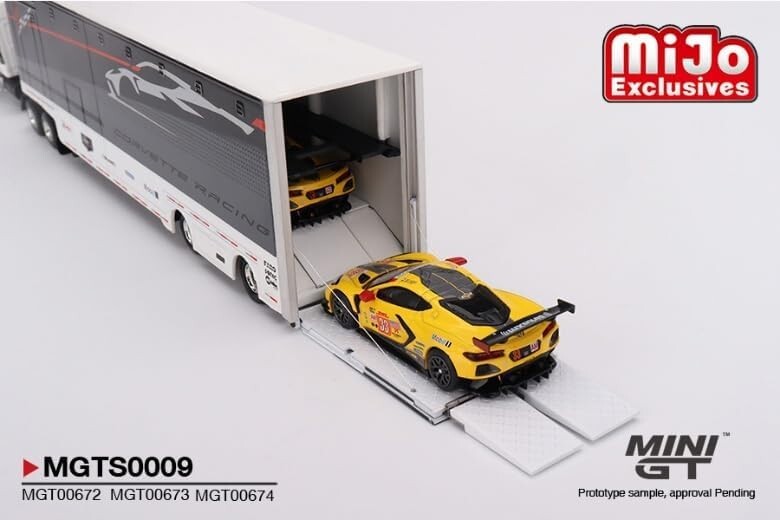 Corvette Racing 1/64 C8.R Racing Transporter Set U.S.Exclusive