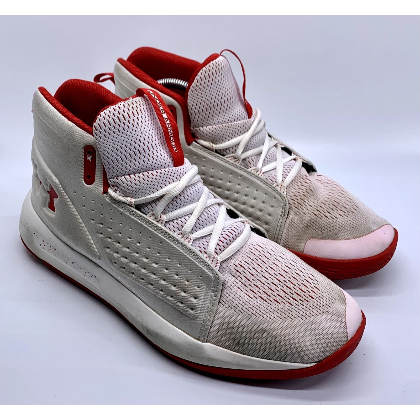 Under Armour Mens #3020620-101 Torch Basketball Sneaker Shoe sz 10