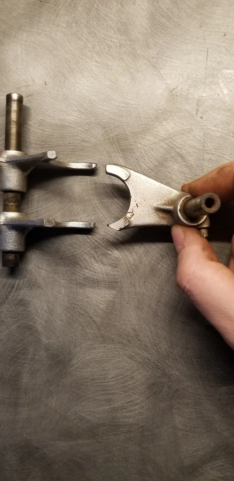 Horquillas de cambio Suzuki RM125 82 Foto 2 de 4