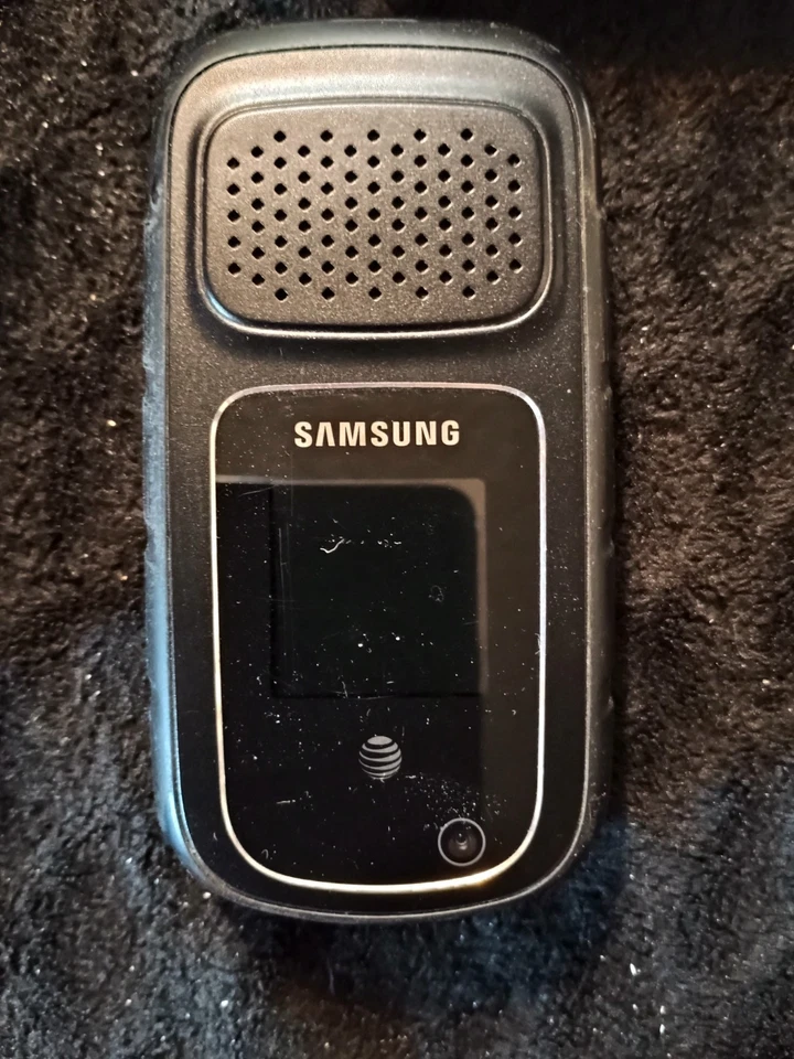 Lot of Phones Check Description - Image 2 of 4