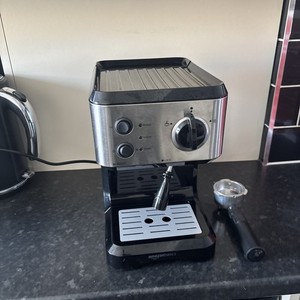 ‎Amazon Basics, Espressomaschine, Barista Kaffeemaschine wie abgebildet