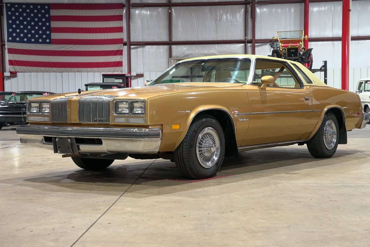 1977 Oldsmobile Cutlass Supreme for sale in Grand Rapids Michigan
