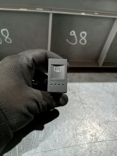 Schalter Heckscheibenheizung VW Polo 6N2 6H0959621A 6N0959621B 6K0959561B