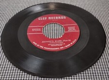 JOHNNY HODGES & HIS ORCHESTRA - JOHNNY'S BLUES PT 1&2 - VINYL 7